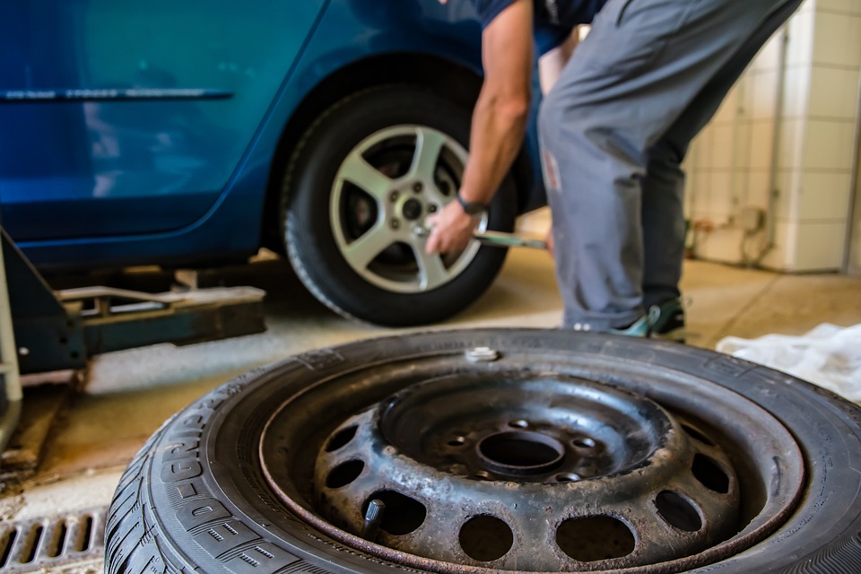 Regular Tire Rotation and Wheel Balancing Preserves Your Car
